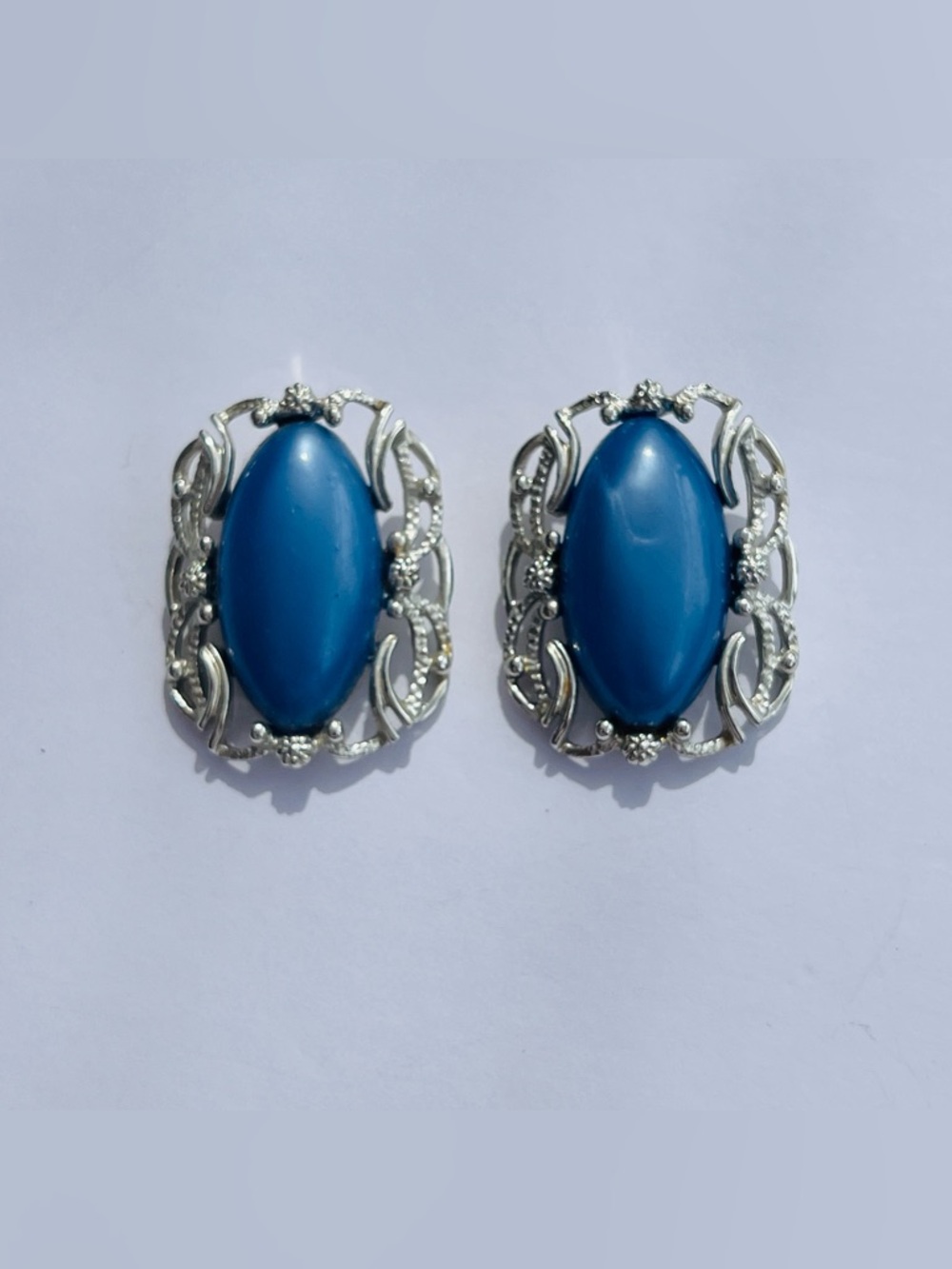Sarah Coventry | Blue Cabochon Clip On Earrings | Vintage Silver Tone